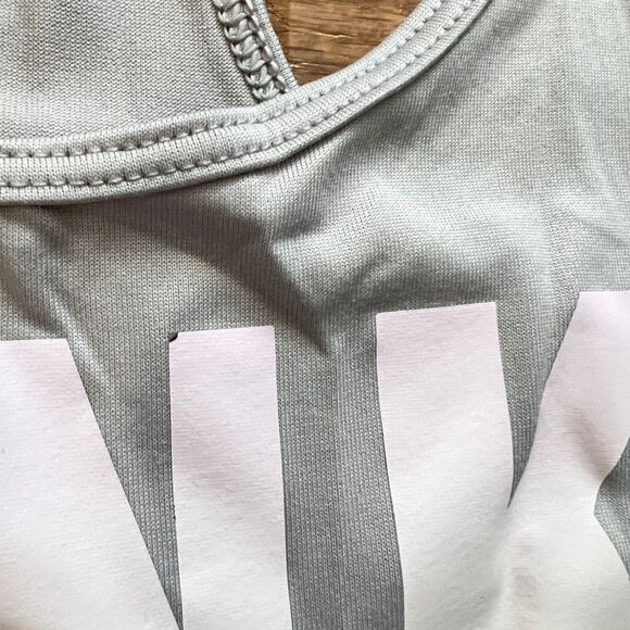 PINK Active Victoria's Secret Tank Top Size S Gray Racerback - Picture 5 of 10
